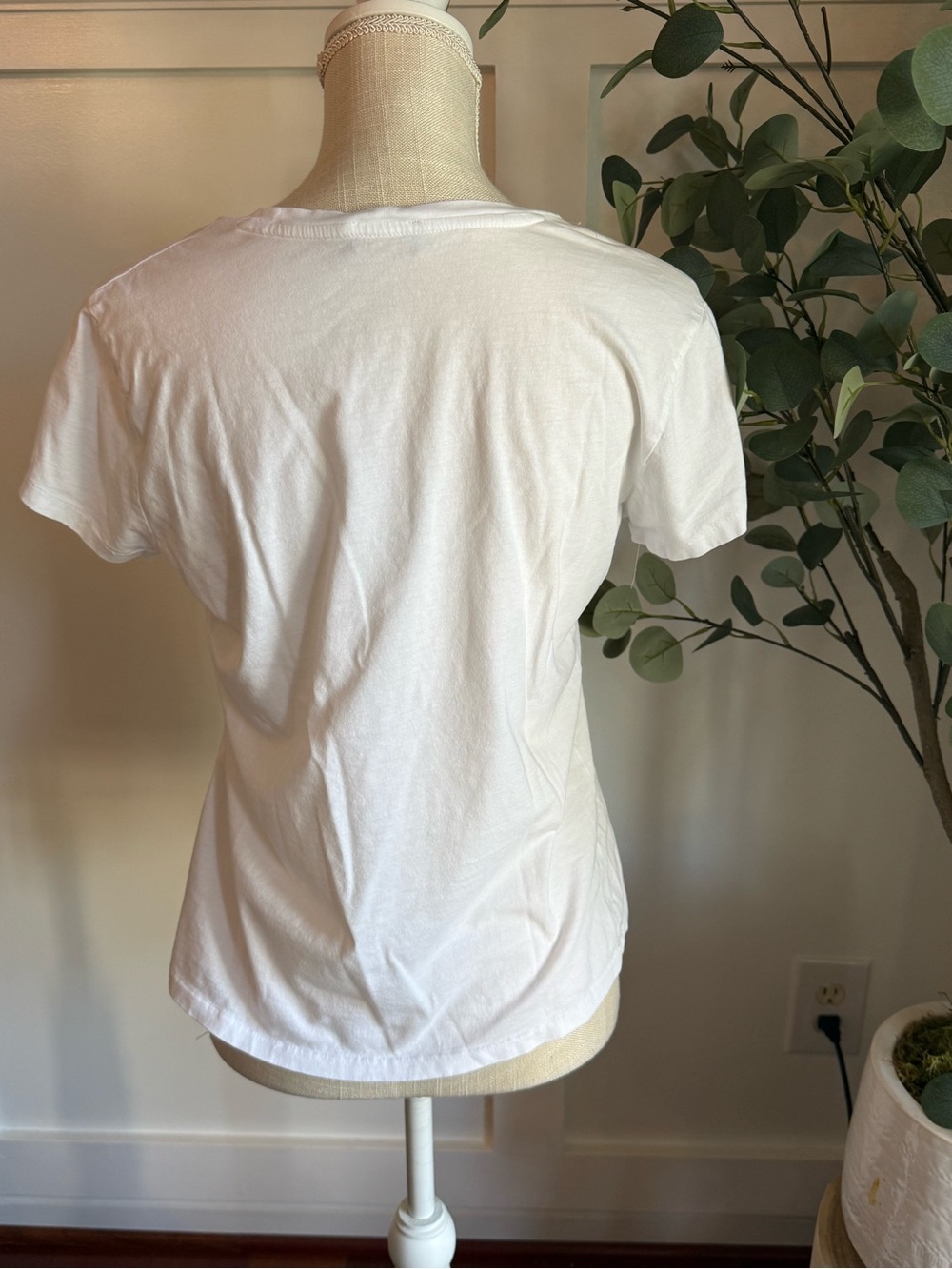 Ralph Lauren White Short-Sleeve Tee with Pink POLO Script - Picture 2 of 3